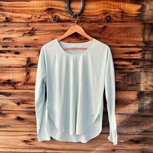 NIKE | Women's Dri-Fit Light Mint Green Top L